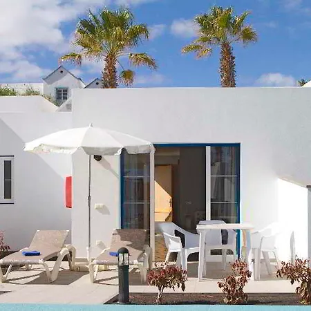 公寓式酒店 兰萨罗特鹦鹉螺公寓式酒店 4*