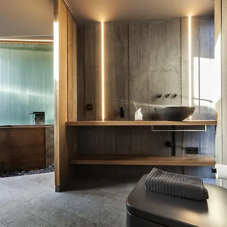 兰萨罗特鹦鹉螺公寓式酒店 卡门港