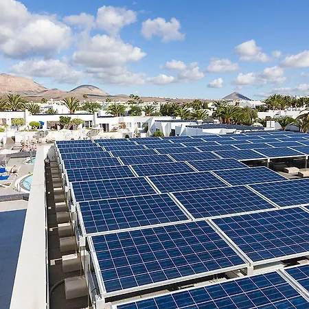 兰萨罗特鹦鹉螺公寓式酒店 4*