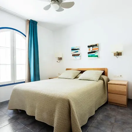 Nautilus Lanzarote Апарт-отель 4*